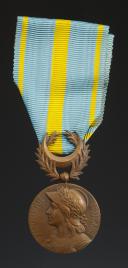 MÉDAILLE COMMÉMORATIVE D'ORIENT, créée en 1926, Troisième République. 29788-78R