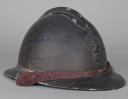 Photo 6 : 391	CASQUE ADRIAN DU COMMERCE D'OFFICIER D'INFANTERIE, vers 1920.