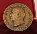 MÉDAILLE DE TABLE OFFERTE PAR LE MARÉCHAL PÉTAIN CHEF DE L'ÉTAT, Seconde Guerre Mondiale. 31627-5R