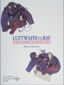 Photo 1 : Luftwaffe vs. RAF: Flying Clothing of the Air War, 1939-45