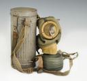 NOMINATIVE GAS MASK BELONGING TO A NAVAL ARTILLERYMAN, Gas mask of the Kriegsmarine, model 1938, Second World War. 30679