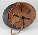 Photo 5 : 345	CASQUE ADRIAN DE L'ARTILLERIE SPÉCIALE, modèle 1915 modifié.