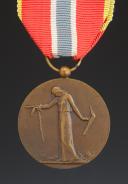 MÉDAILLE DES CIVILS DÉPORTÉS ET OTAGES DE LA GRANDE GUERRE, crée en mars 1936, Troisième République. 29788-80R