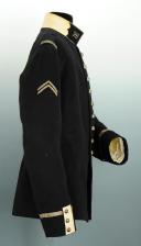 Photo 11 : ENSEMBLE AYANT APPARTENU AU SOUS-LIEUTENANT ANDRÉ TILLET DU 28ème RÉGIMENT DE DRAGONS DE SEDAN.