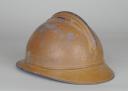 Photo 4 : 349	CASQUE ADRIAN DES RÉGIMENTS DE MARCHE DE ZOUAVES, SPAHIS ET DE TIRAILLEURS, modèle 1915.