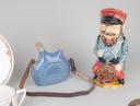 Photo 3 : 193	Lot de 5 objets d'art populaire.