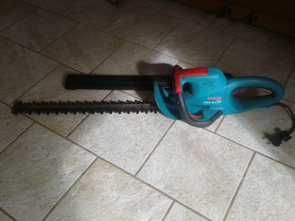 Location outil Taille haie  Bosch près de Taverny