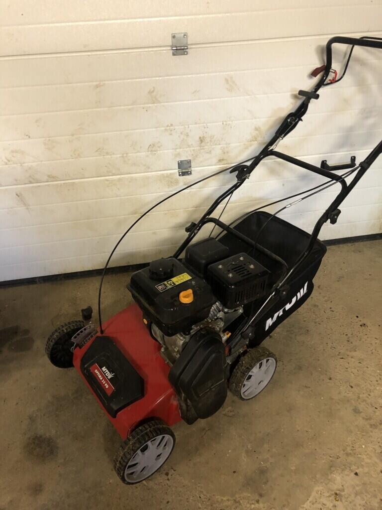 Location outil Scarificateur démousseur Thermique près de Corancez