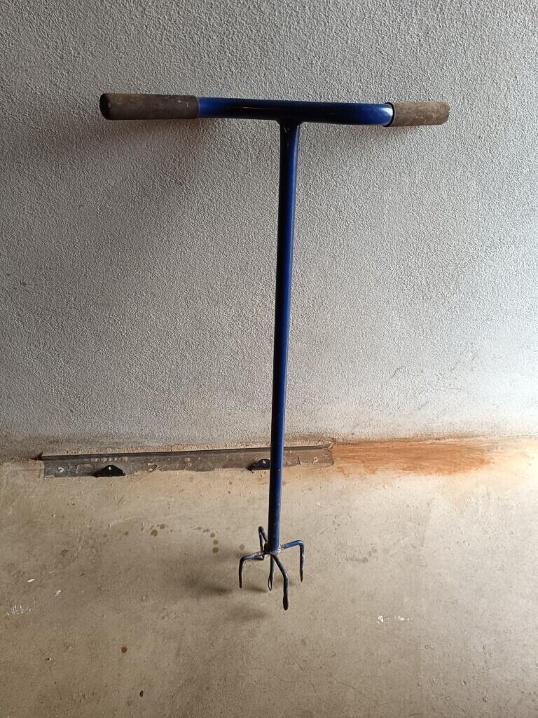 Location outil Griffe de jardin près de Lanildut