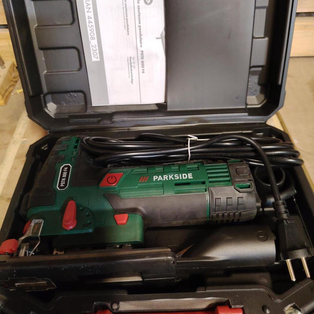 Location outil Scie sauteuse Filaire Parkside près de Langueux