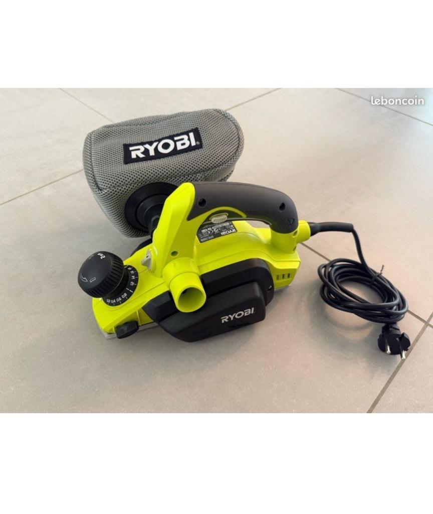Location outil Rabot Électrique Ryobi près de Boucoiran et nozieres