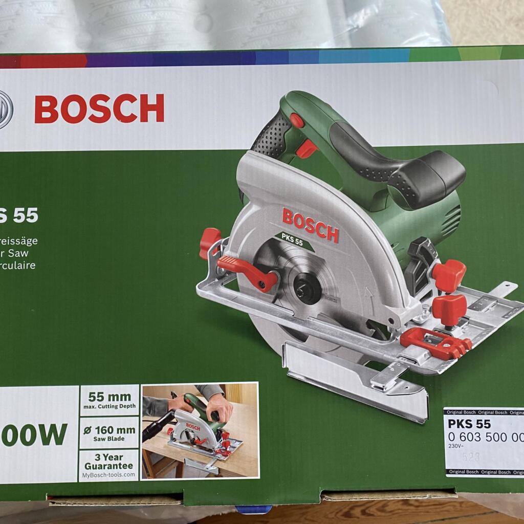 Location outil Scie circulaire Électrique Bosch I près de Beaune