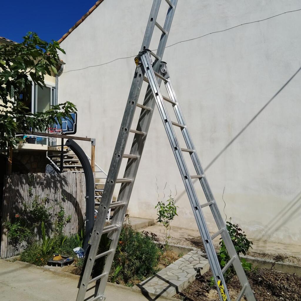 Location outil Échelle alu près de Narbonne