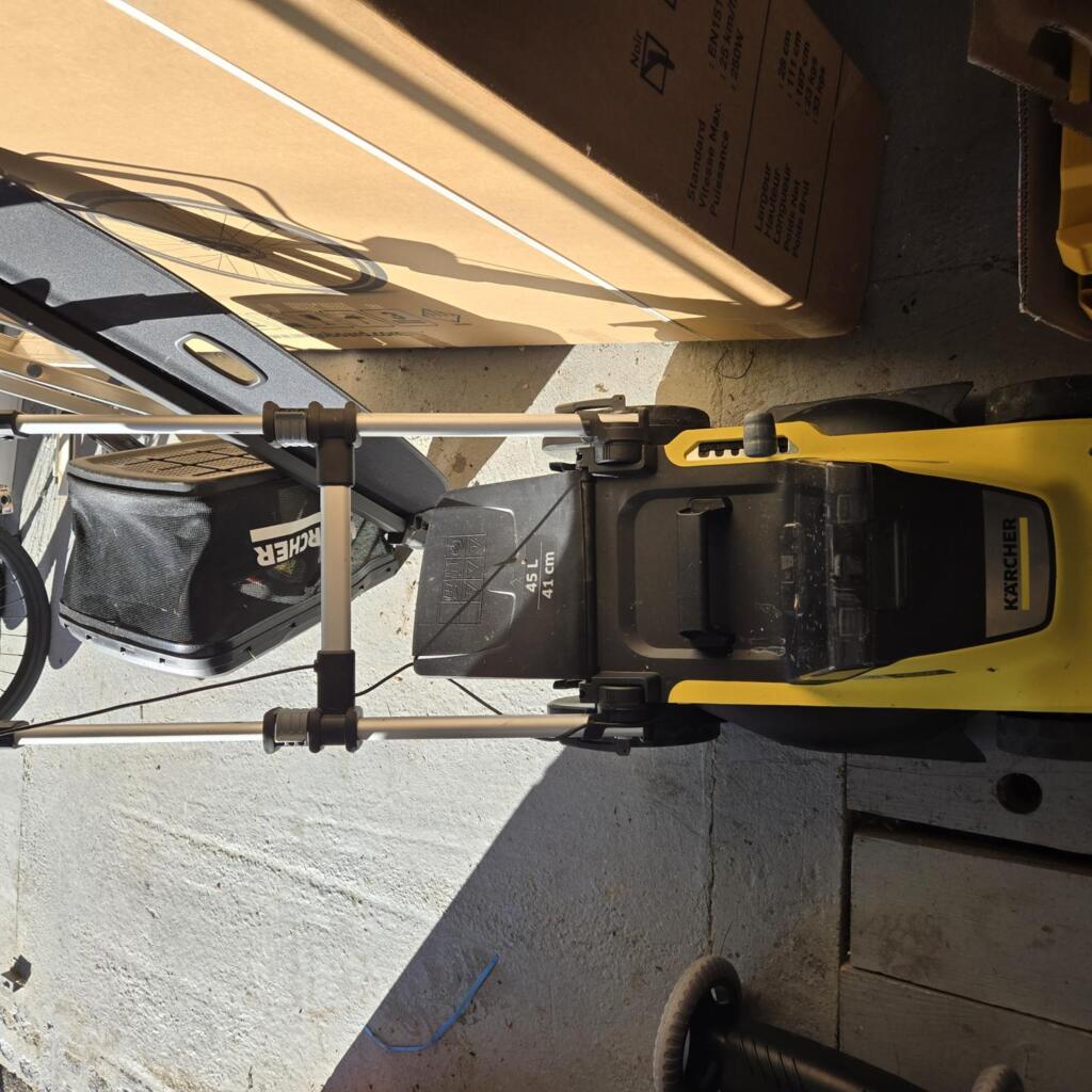 Location outil Tondeuse à gazon électrique Karcher près de La Salvetat-Saint-Gilles