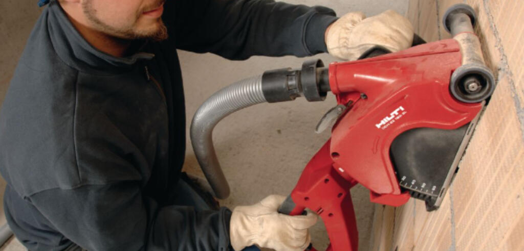 Location outil Rainureuse Électrique Hilti près de Mouthier-Haute-Pierre