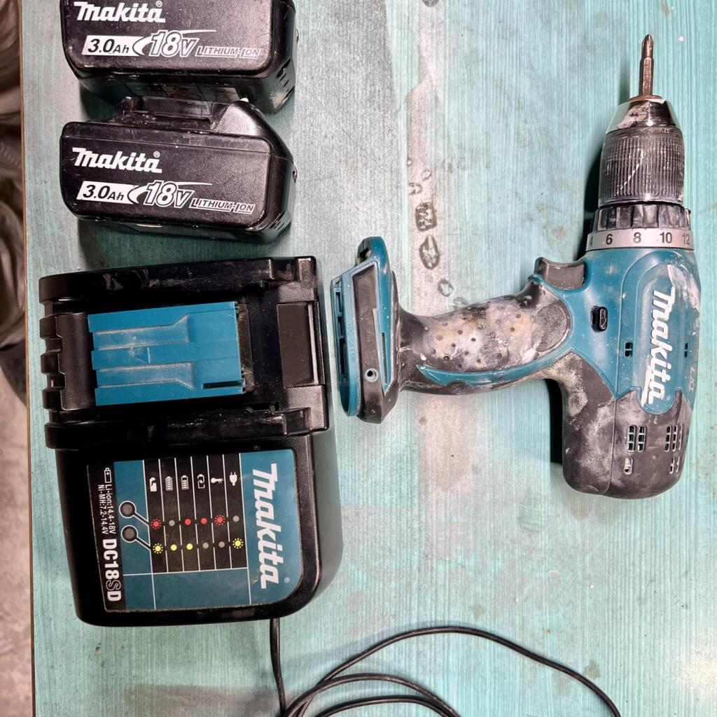 Location outil Visseuse Sans-fil Makita près de Saint-Xandre