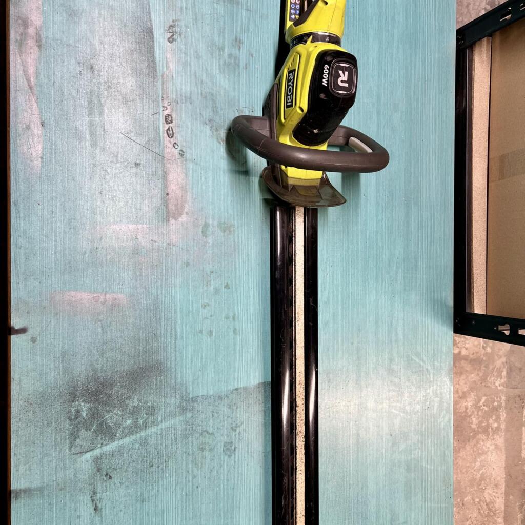 Location outil Taille haie Électrique Ryobi près de Saint-Xandre