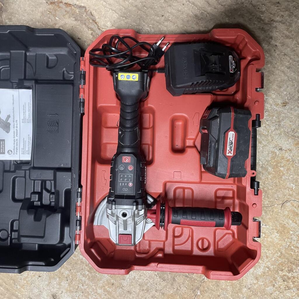 Location outil Meuleuse Sans-fil Parkside près de Évreux