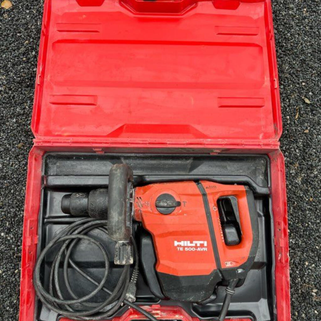 Location outil Marteau piqueur Électrique Hilti près de Tresses