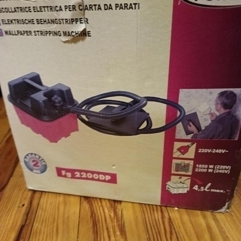 Location outil Décolleuse à papier peint Électrique près de Habère-Lullin