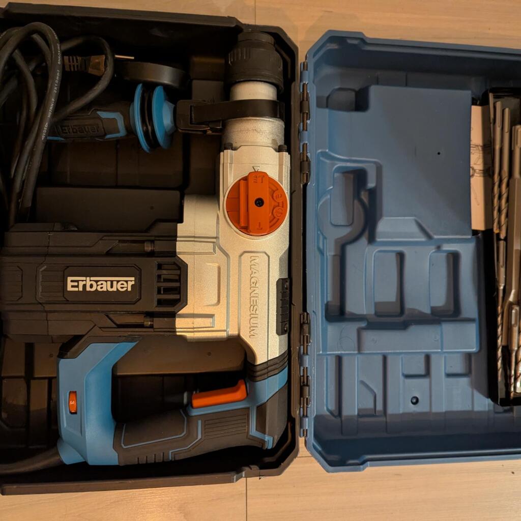 Location outil Burineur perforateur Électrique Erbauer près de Sartrouville