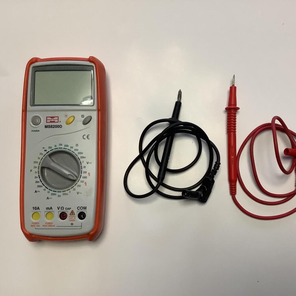 Location outil Testeur électrique près de Décines-Charpieu