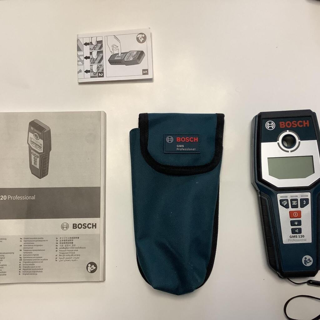 Location outil Détecteur multi matériaux Électrique Bosch près de Décines-Charpieu