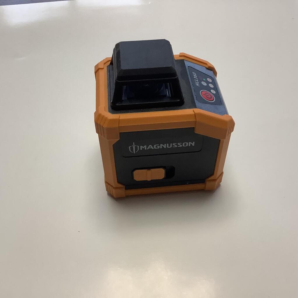 Location outil Niveau laser Magnusson près de Décines-Charpieu