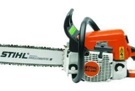 Location outil Tronconneuse thermique stihl ms250 près de Oberdorf-Spachbach