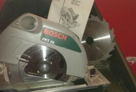 Location outil Scie circulaire bosch pks66 près de Dreux