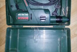 Location outil Marteau perforateur bosch pbh 200 fre près de Dreux