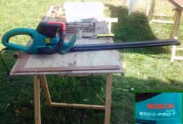 Location outil Taille haies électrique bosh 60 cm 700 w ahs 6000 pro-t près de Dreux