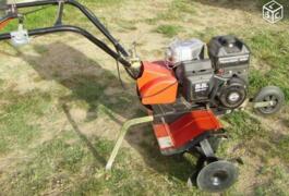 Location outil Motobineuse moteur b&amp;s série 700 163cc, 5,5c près de Dreux