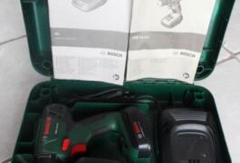 Location outil Perceuse visseuse sans fil bosch psr 14.4 li près de Dreux