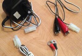 Location outil Chargeur secteur batterie moto près de Dreux