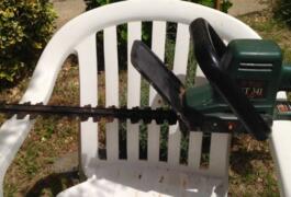 Location outil Taille haie électrique black et decker gt341 près de Dreux