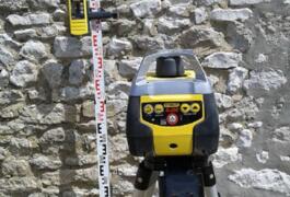 Location outil Niveau laser stanley rl250 près de Dreux