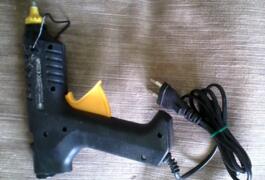 Location outil Pistolet à colle mb perraud près de Dreux