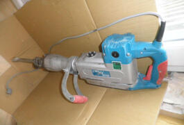 Location outil Marteau piqueur mc kerson 35 joules 1700w près de Dreux