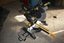 Location outil Fartools scie à onglet radiale bois/métaux 2100 w diamètre 255 mm capacité de coupe maxi 70 x 300 mm près de Albertville