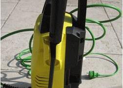 Location outil Karcher k2800 eco près de Saint-Genis-Laval