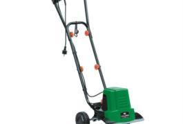 Location outil Motobineuse électrique 1360w a 4 fraises 30cm près de Bourg-en-Bresse