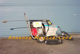 Location outil Nettoyeur haute pression thermique karcher mobile près de L'Isle-Jourdain