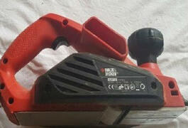 Location outil Rabot électrique black&amp;decker kw712 près de Yutz