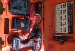 Location outil Visseuse devisseuse spit sdi 146 lithium près de Jonzac