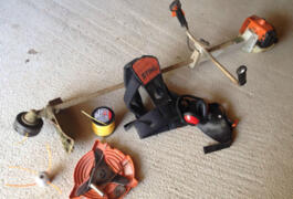 Location outil Debroussailleuse stihl fs400 près de Nay