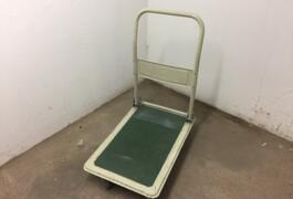 Location outil Chariot roulpratic pliable près de Sète