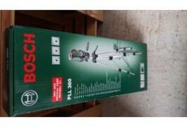 Location outil Niveau laser pll 360 bosh 360° près de Aussonne