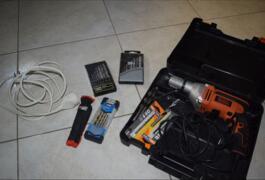Location outil Perceuse à percussion black&amp;decker près de Sommières