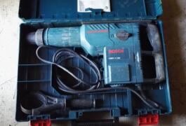 Location outil Perforateur burineur bosch pro près de Saint-Savin